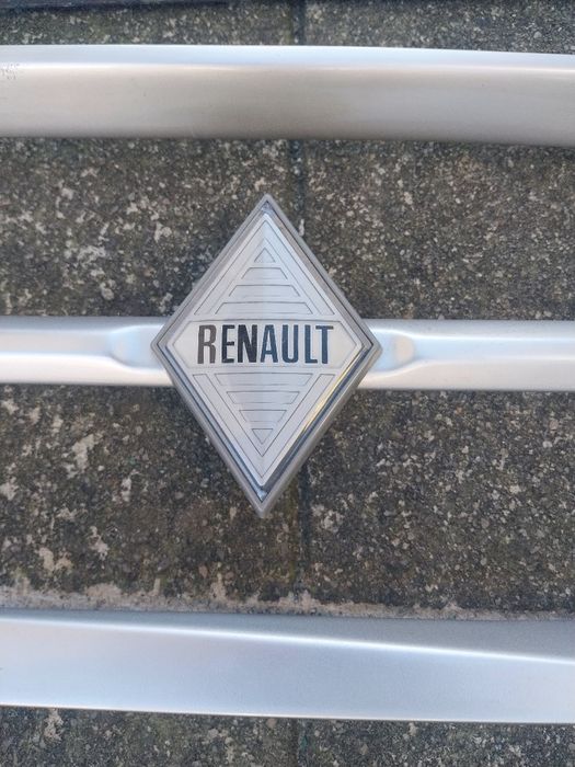 Grelha frontal renault 4l