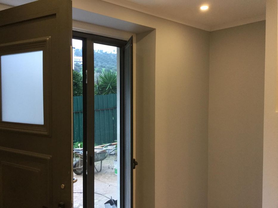 Arrenda-se T0 Centro Alenquer Luz e Água Incluidos