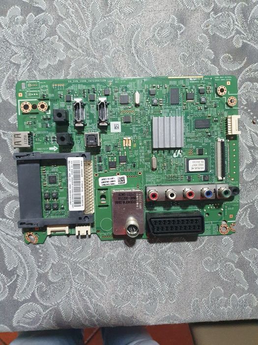 Placas tv samsung UE32EH4000W
Compatível com UE32EH4000W / UE32EH4000”
