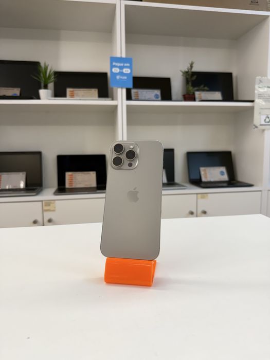Iphone 16 Pro Max semi novo