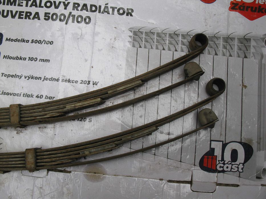 рессоры москвич или прицеп