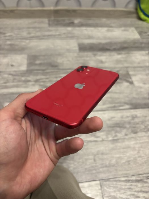 Продам iPhone 11 айфон 11 на 128гб 128Gb