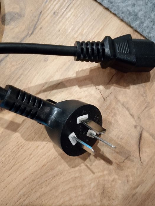 Продам конвейерный запайщик FR-900  + расходники(ремешки)