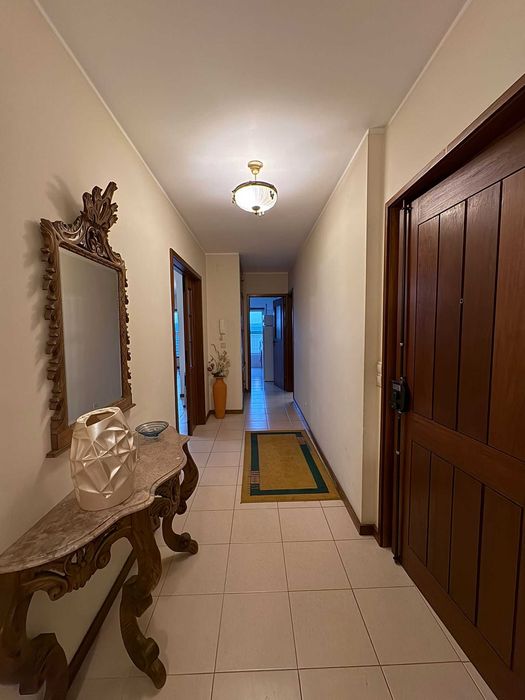 Apartamento  T-3 com lugar de garagem