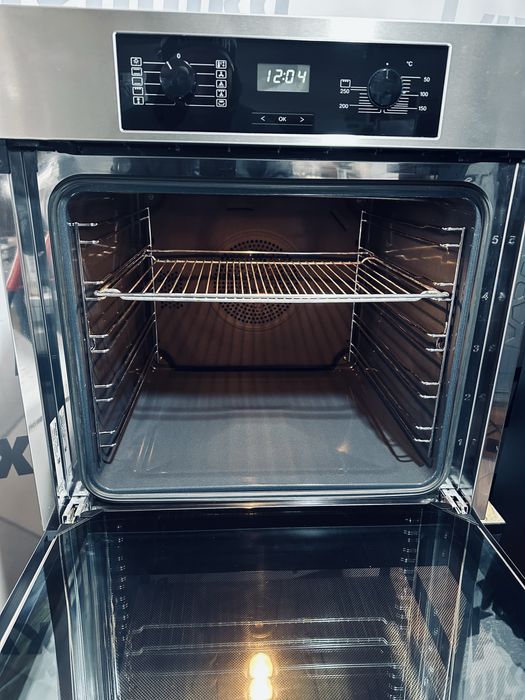 Духовий шкаф Miele