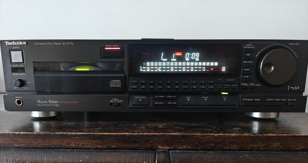 Odtwarzacz CD Technics SL-P770
