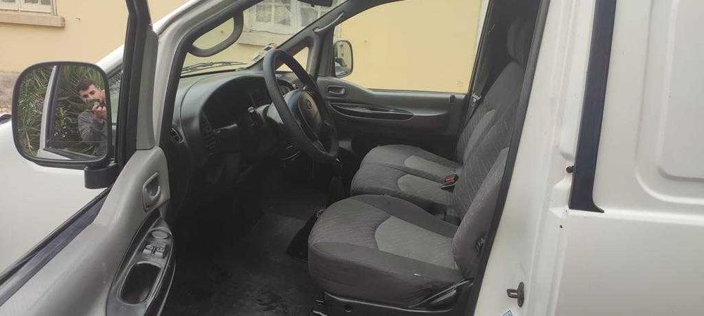 Comercial Convertida em Camper Hyundai H1.