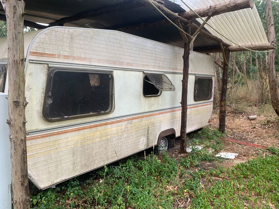 Caravana Grande – 6,5 metros – 2.500€ (Negociável)