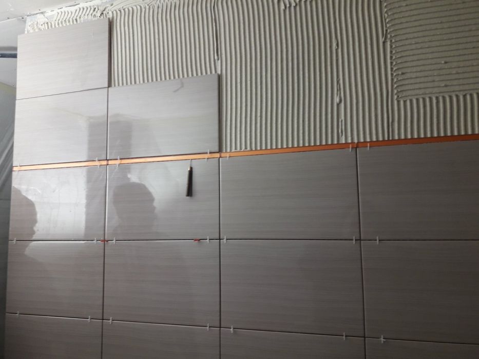 Ремонт квартир Укладка плитки, шпаклівка,