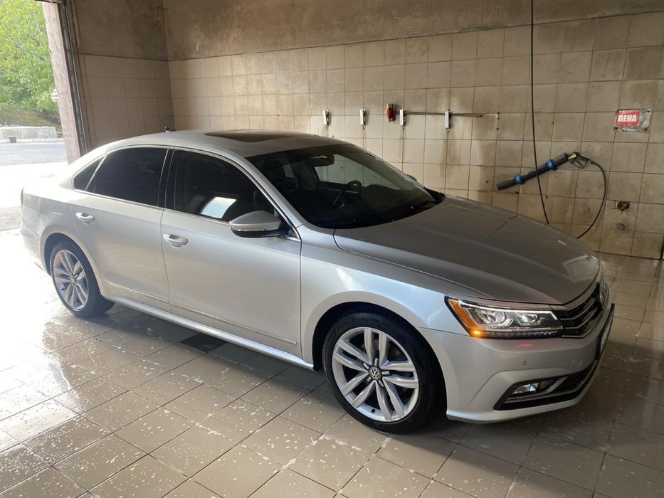 Продам Volkswagen Passat 2017
