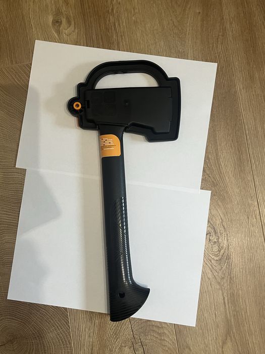 Сокира-колун Fiskars Solid A6 XS
