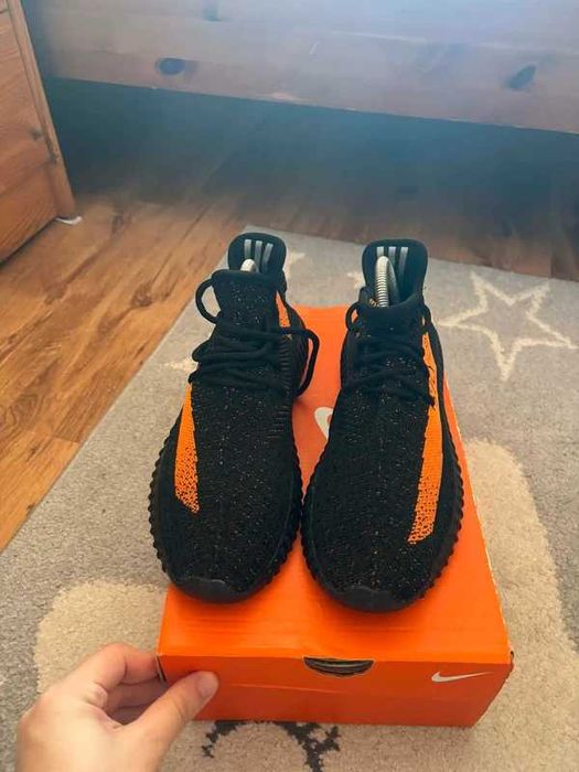 Buty Adidas Yeezy Boost 350 Kanye West Red Stripe r.40