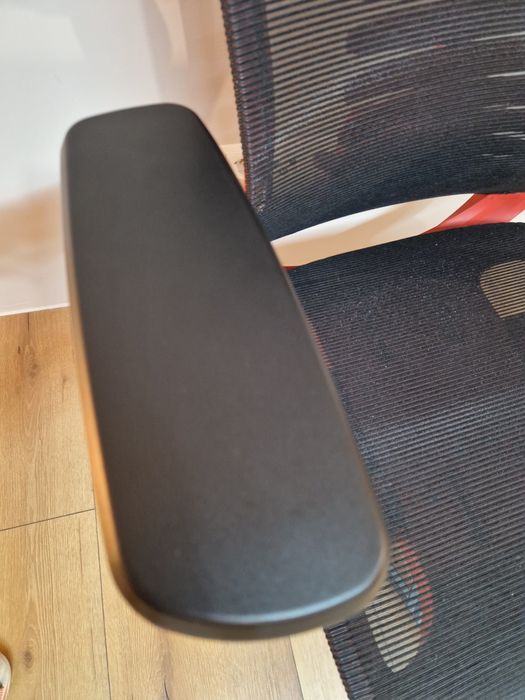 Fotel gamingowy Genesis ASTAT 700 czerwony