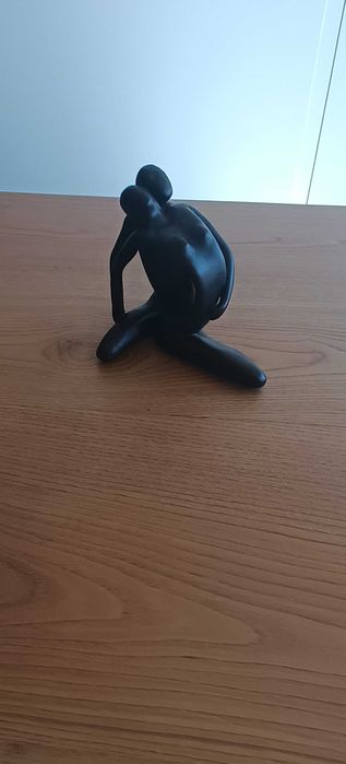 Handcrafted Statue64861910750594121