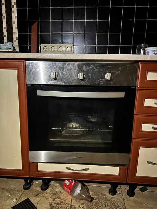 Духовка вбудована