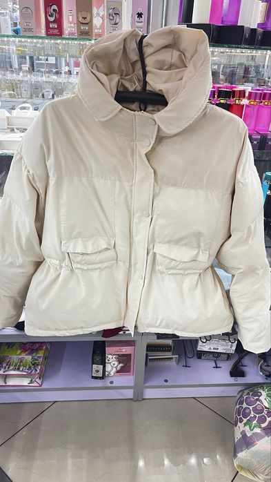 Куртка  стильна і зручна