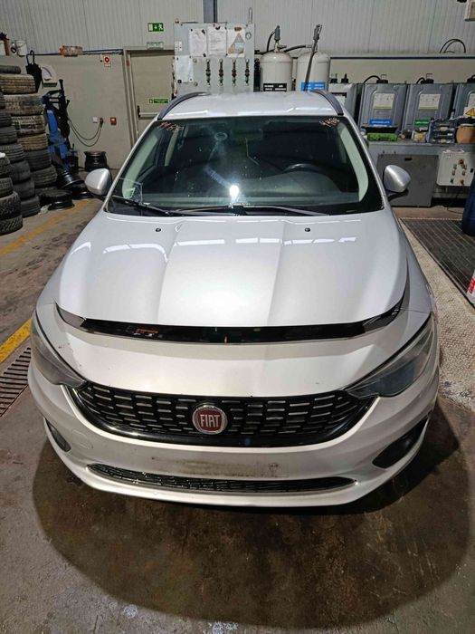 Carro 55283775 FIAT TIPO 2017 1.3D 95CV 5P CINZA GASOLEO