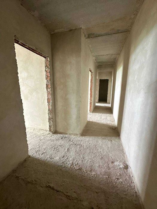 Продам простору квартиру у Богородчанах