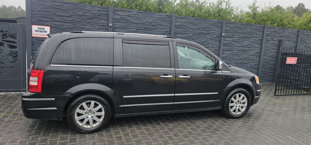 SKUP AUT Inowrocław Chrysler Grand Voyager 2010r Automat 7-
