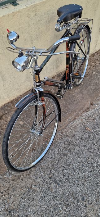 Bicicleta pasteleira YeYe - Com mais de 60 anos restaurada