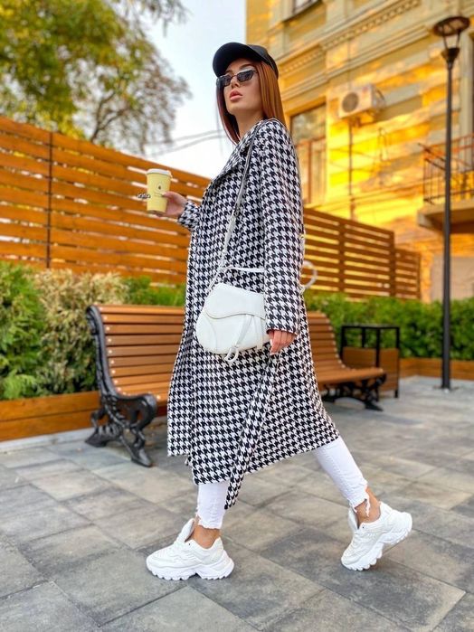 Неймовірне Пальто