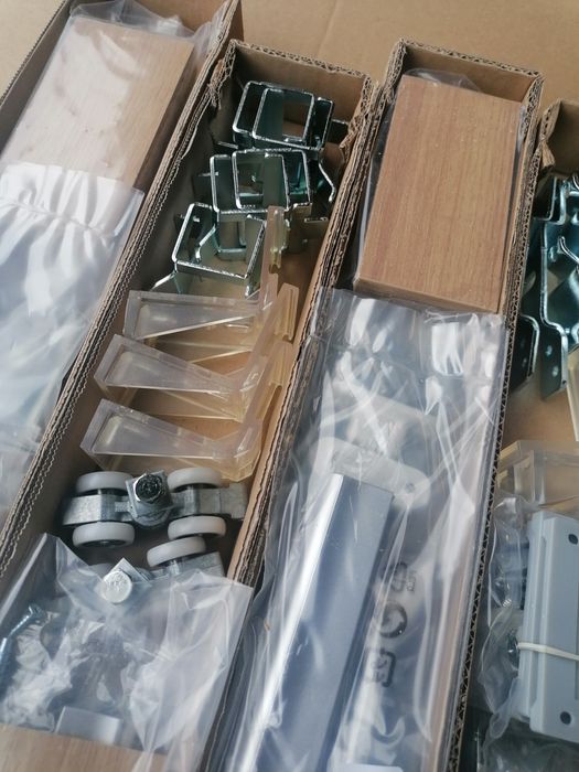 Sprzedam system drzwi przesuwnych