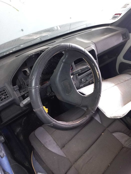 Peugeot 106 para peças