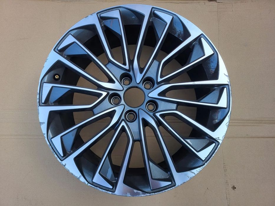 FELGA 8.5X19 5X112 ET40 AUDI 4K0601025BD