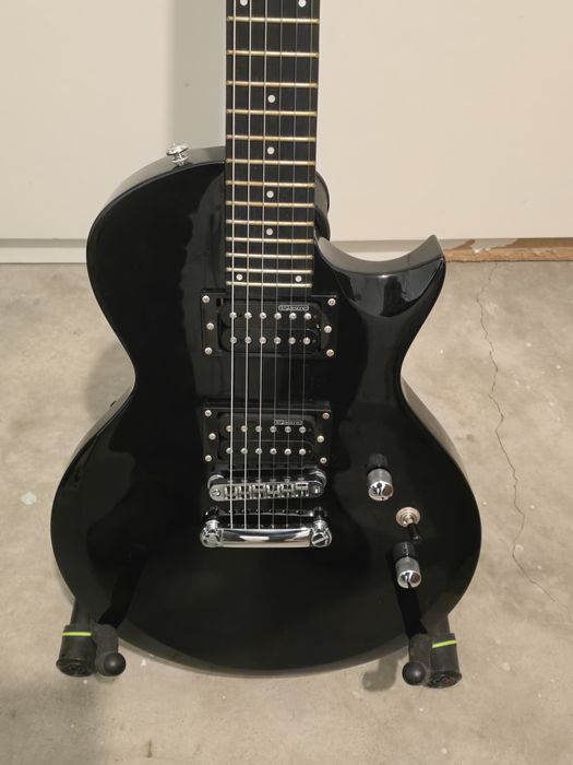 Guitarra Eléctrica ESP LTD EC- 10 BLK