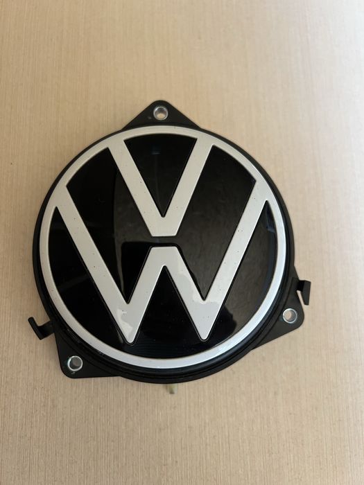 Значок, ручка ляды багажника VW ID3