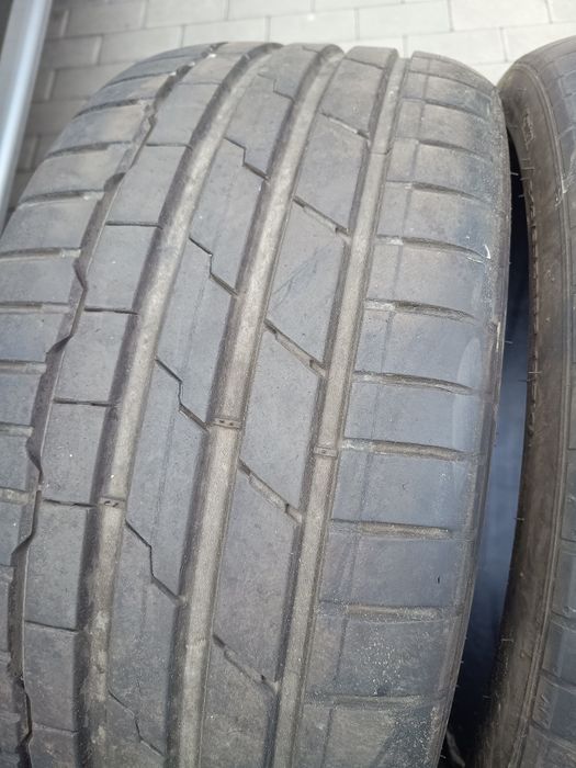 Opony letnie 245/35/20 2szt