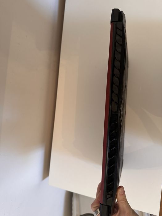 Ноутбук Acer Nitro 5 + оригінальний зарядний пристрій
