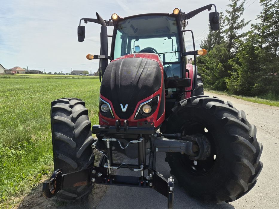 Valtra A 134 . Tuż Niski przebieg.Pneumatyka .   Okazja.