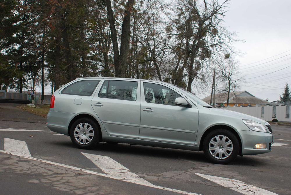 Шкода октавія A5 1,6 MPI