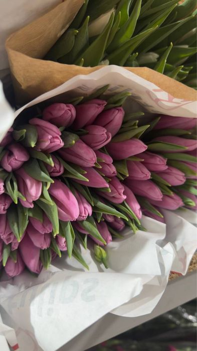 Цветы Квіти 101 роза Одесса ОПТОМ доставка букеты шары кульки Троянда