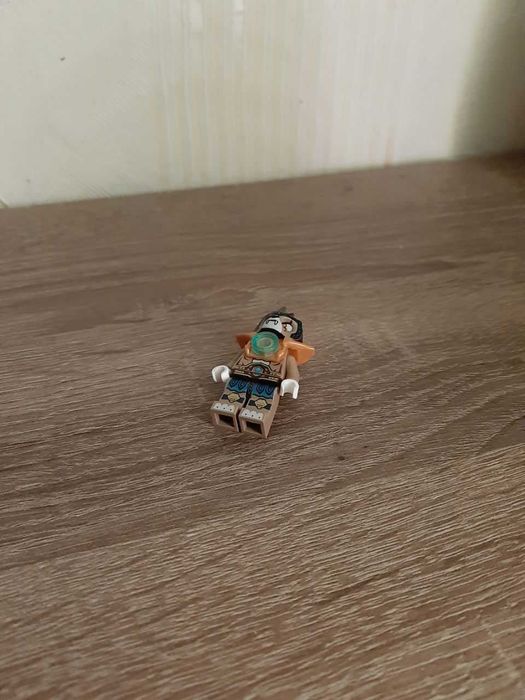 Минифигурки LEGO Legends of Chima
