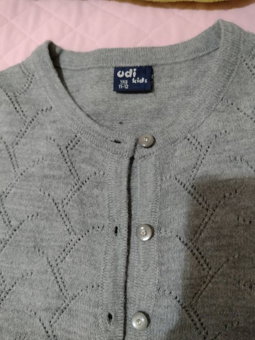Продам сіру кофту р. 140-146