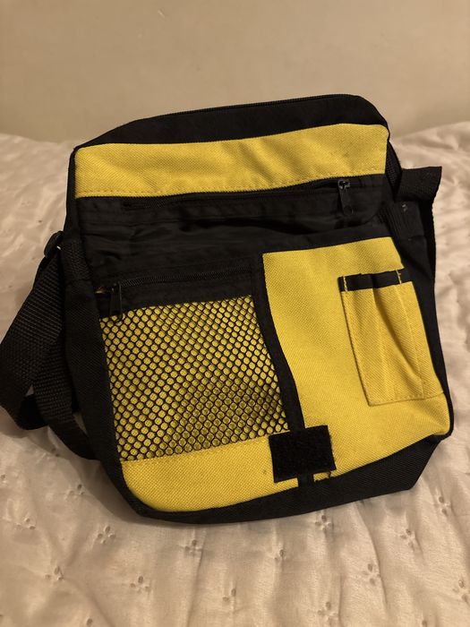 Modna listonoszka heet&London