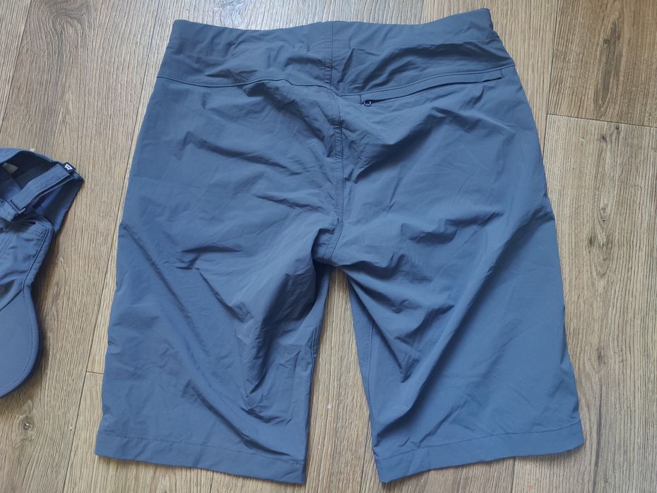 Шорти Mountain Equipment