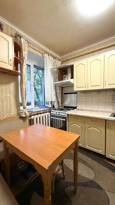 Продам 2к Квартиру Метро Дарниця