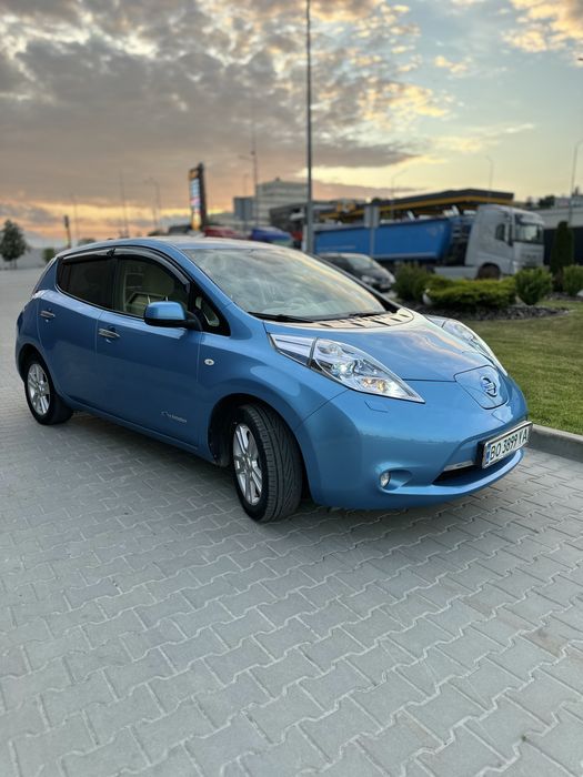 Nissan Leaf 2012