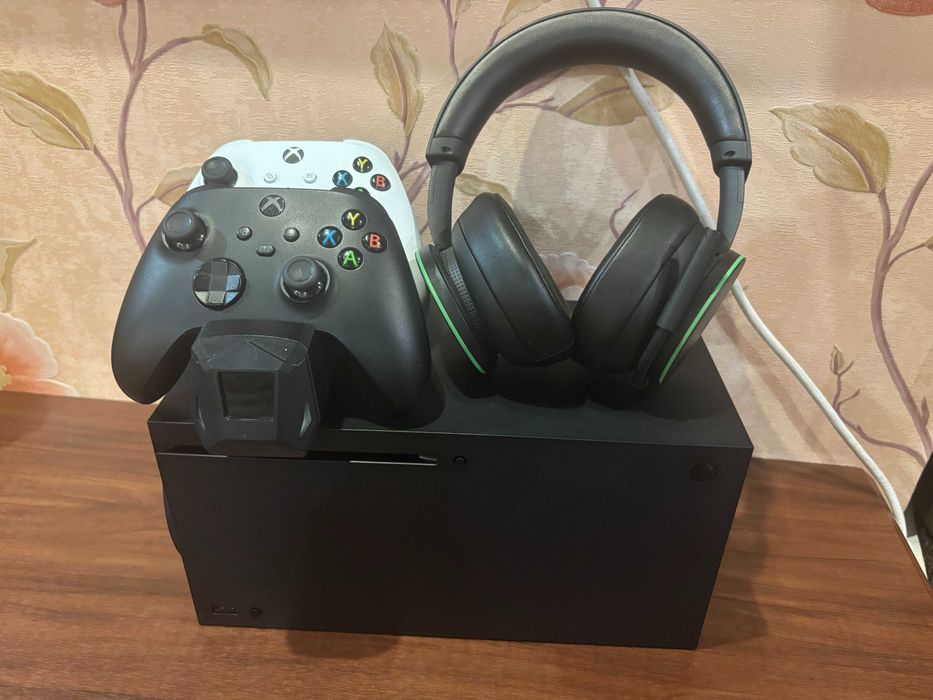 Консоль Xbox Series X