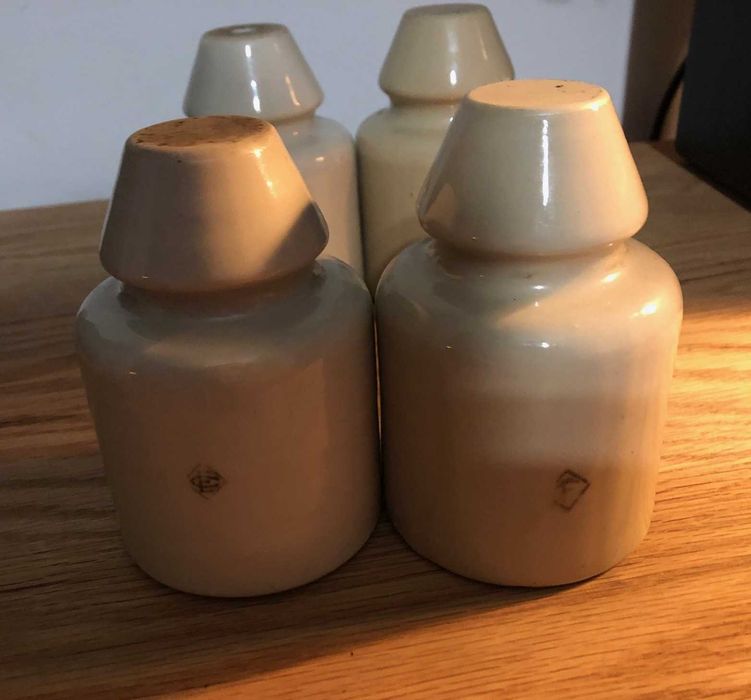 Isoladores em cerâmica antigos - Peças decorativas