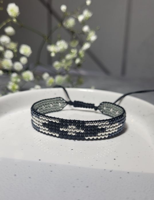 Bransoletka tkana na krośnie