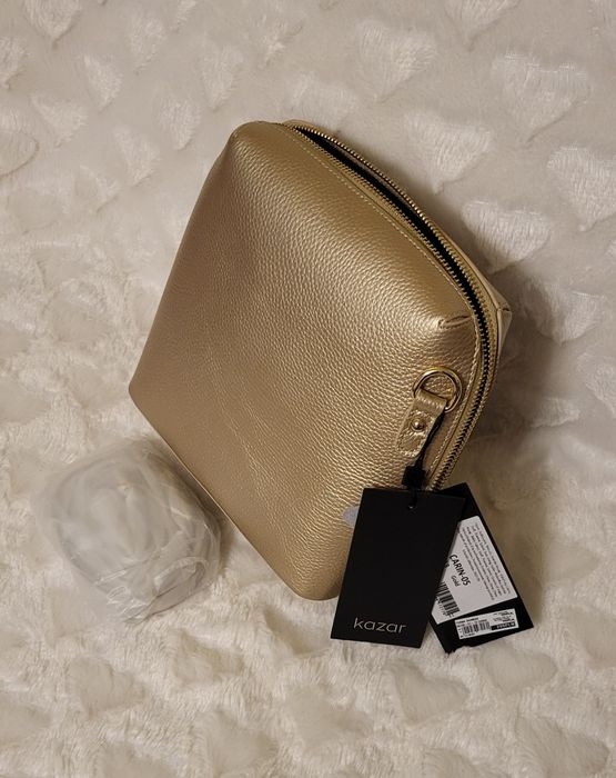 Sprzedam Piękną Torebkę w złotym kolorze ze skóry naturalnej Kazar