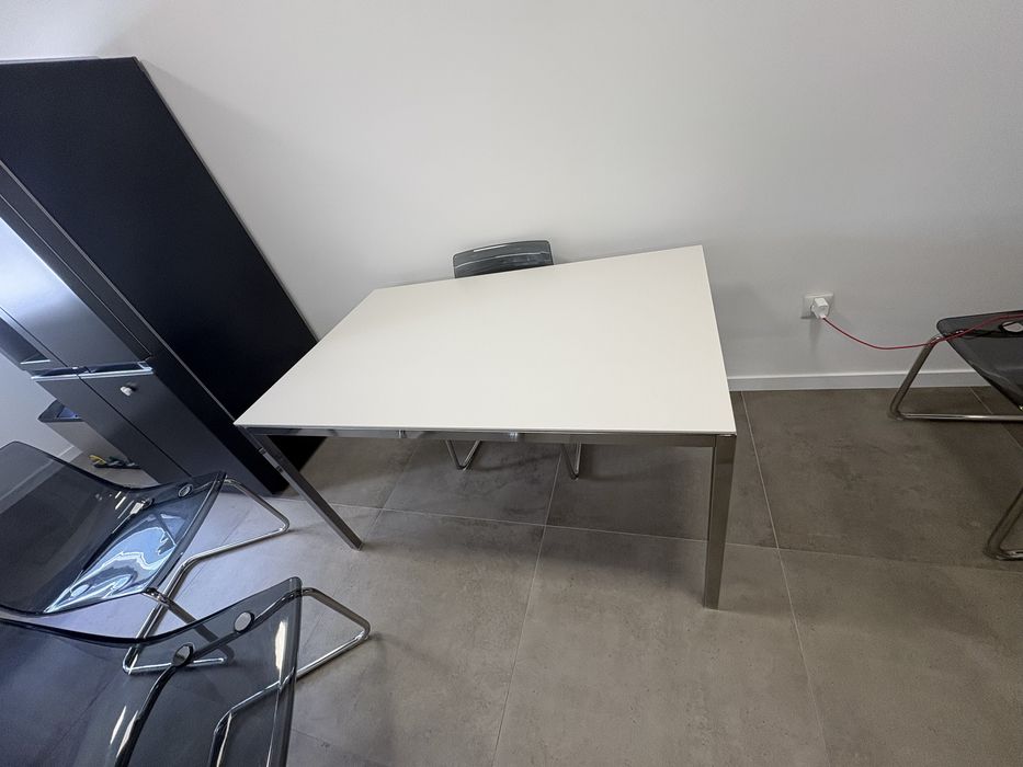 Mesa cozinha com 4 cadeiras