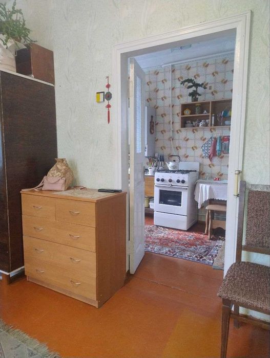Продам пол дома 25м2. Жилое состояние. г. Мерефа. ТОРГ   SM
