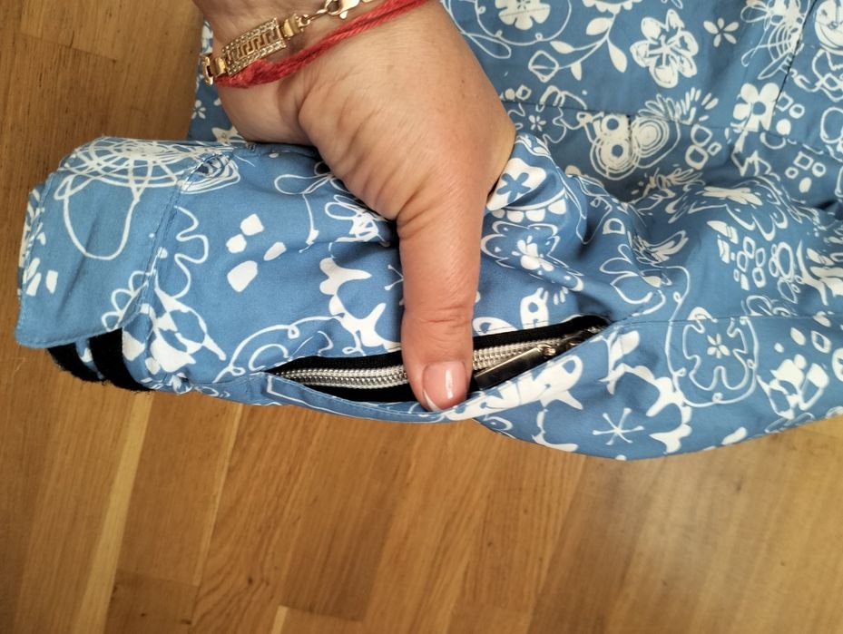 Демісезоний костюм 9-11років.