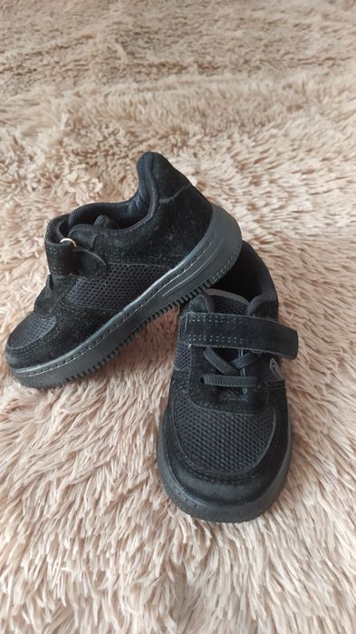 Продам дитячі кросівки. - 22 р.