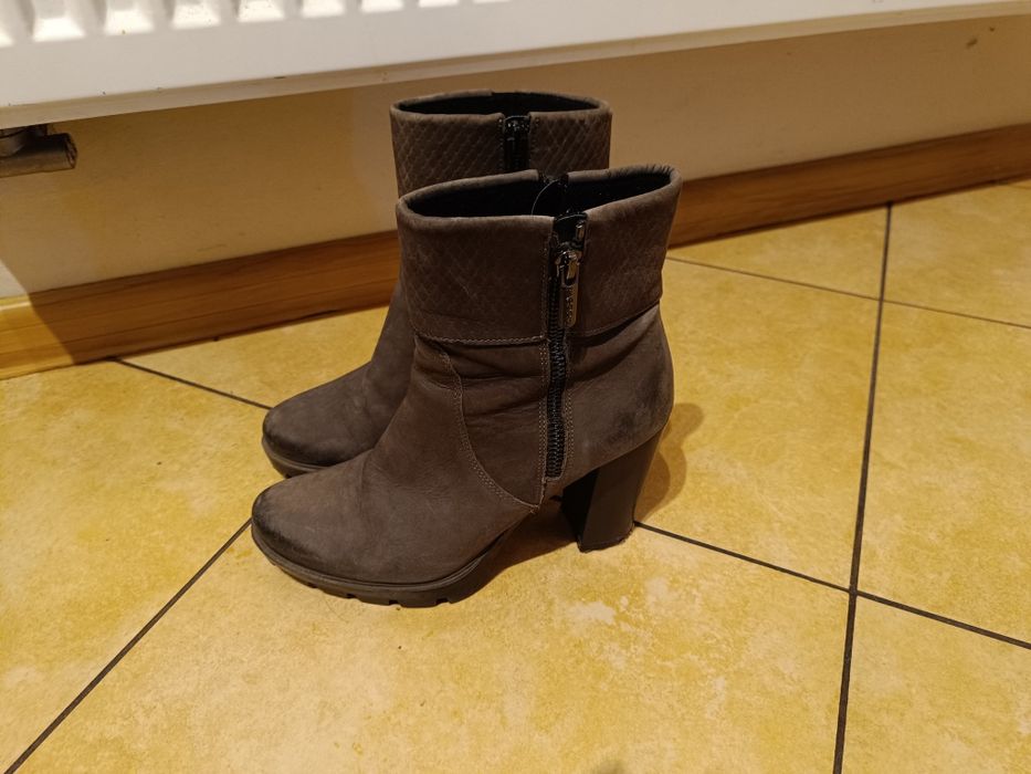 Botki skórzane Lasocki 37 szare